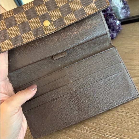 Louis Vuitton Damier Canvas Wallet - Picture 11 of 16